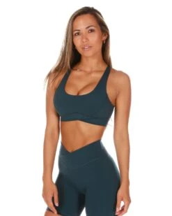 Elite Eleven Cross Over Sports Bra - Deep Forest -Elite Eleven CROSS.SUM .1 121of197