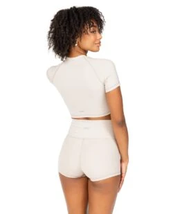 Elite Eleven Aura Crop Tee - Oat Latte -Elite Eleven DECECOM2358392