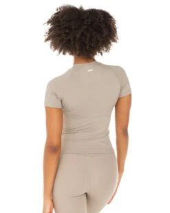 Elite Eleven Aura Tee - Vintage Khaki -Elite Eleven ELITEWINTERCOLLECTIONDAY120333