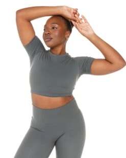 Elite Eleven Aura Crop Tee - Cloud Grey 12 Elite Eleven Aura Crop Tee - Cloud Grey -Elite Eleven ELITEWINTERCOLLECTIONDAY121619