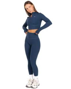 Elite Eleven Auraluxe Crop Long Sleeve - Navy -Elite Eleven JULYECOM BRYLEE31605