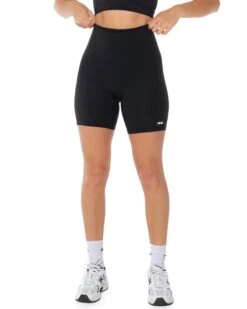 Elite Eleven Curve Shorts - Black
