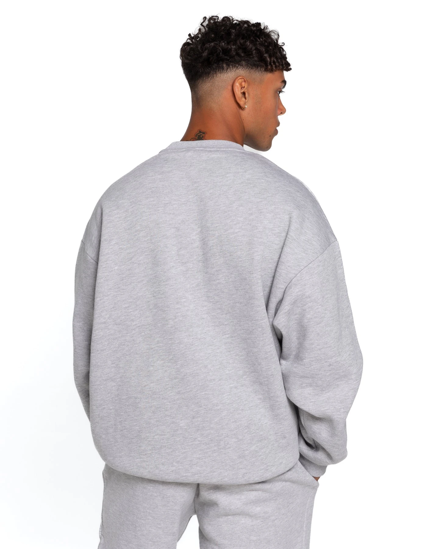 Elite Eleven Classic Crewneck - Grey 8 Elite Eleven Classic Crewneck - Grey - Image 6