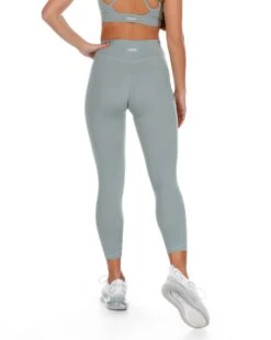 Elite Eleven 7/8 Cross Over Leggings - Pale Sage -Elite Eleven sage.crossover 4of31